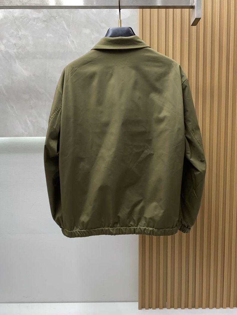 Gvc*1 outwear